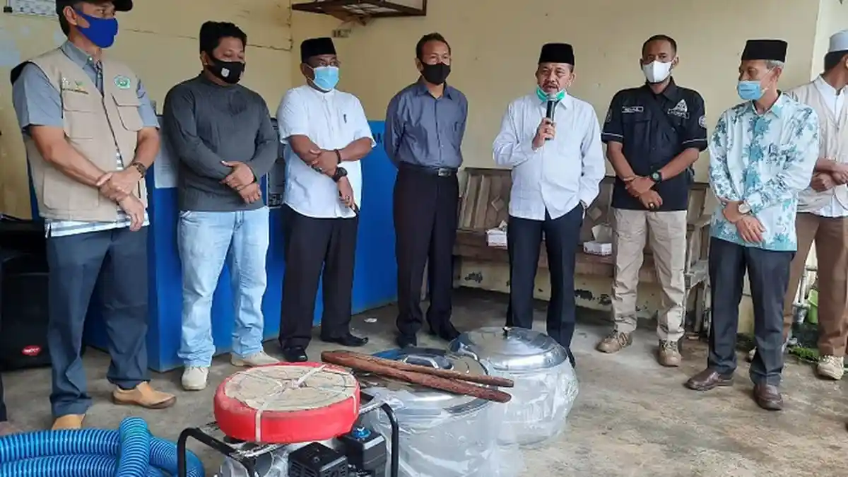 AMCF Sumut Bantu Paket Sembako untuk Warga Langsa, juga Pinjam Pakaikan Mesin dan Mobil Tanki Air