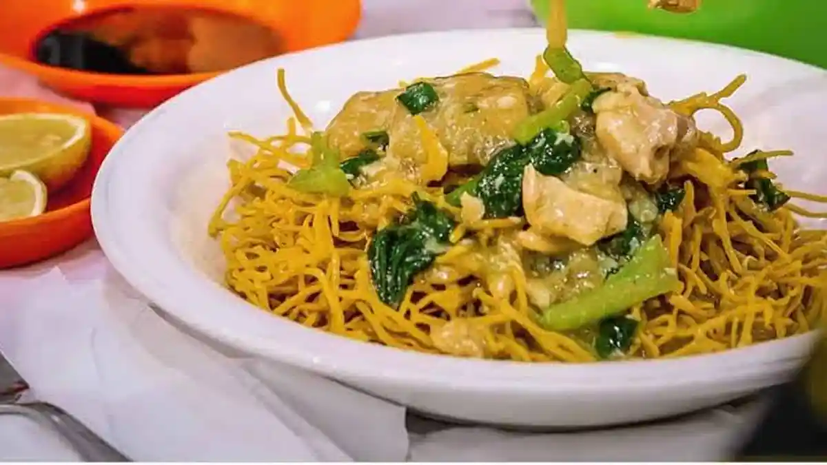 Buat Menu Sajian Akhir Pekan, Coba Resep Mi Titi Khas Makassar