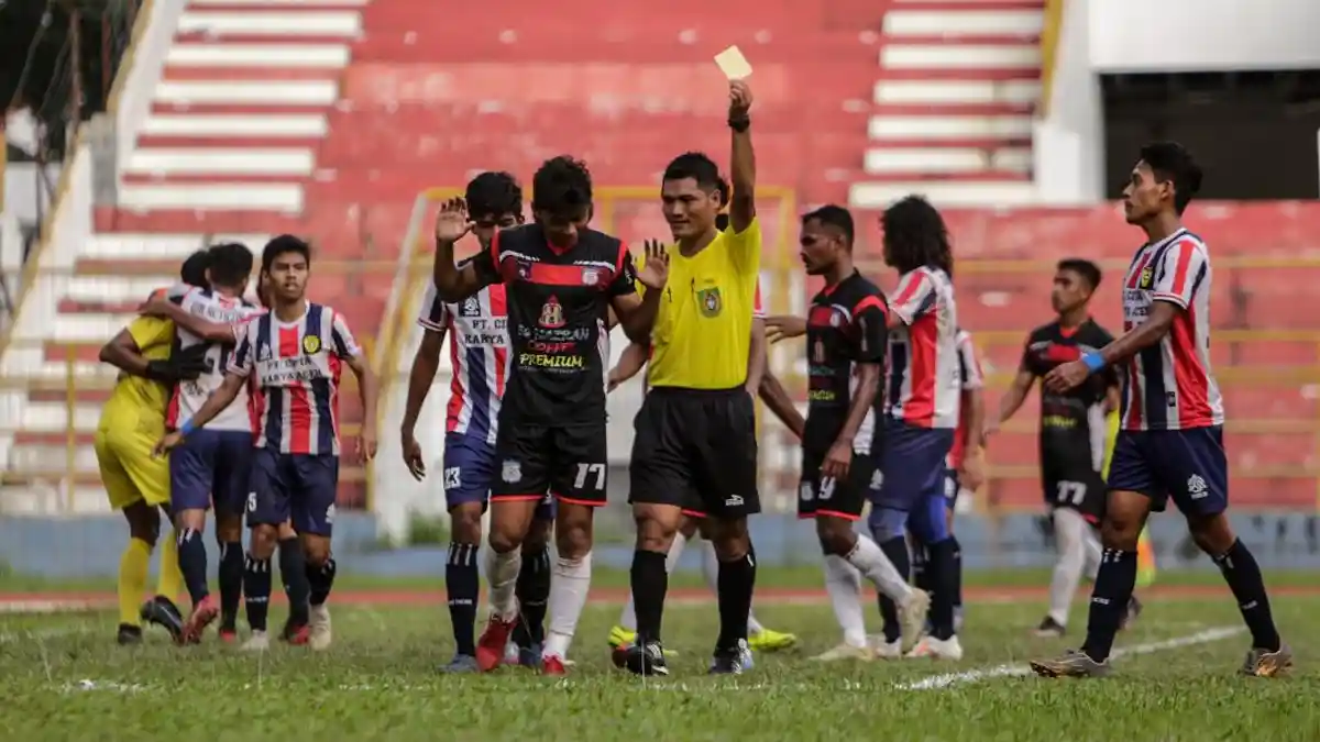 Duel Galaticos FC Bireuen-Persip Pase Hujan Kartu, Wasit Usir Dua Pemain