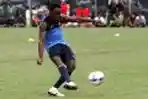 Victor Igbonefo Latihan Timnas Pra Piala Asia 2015