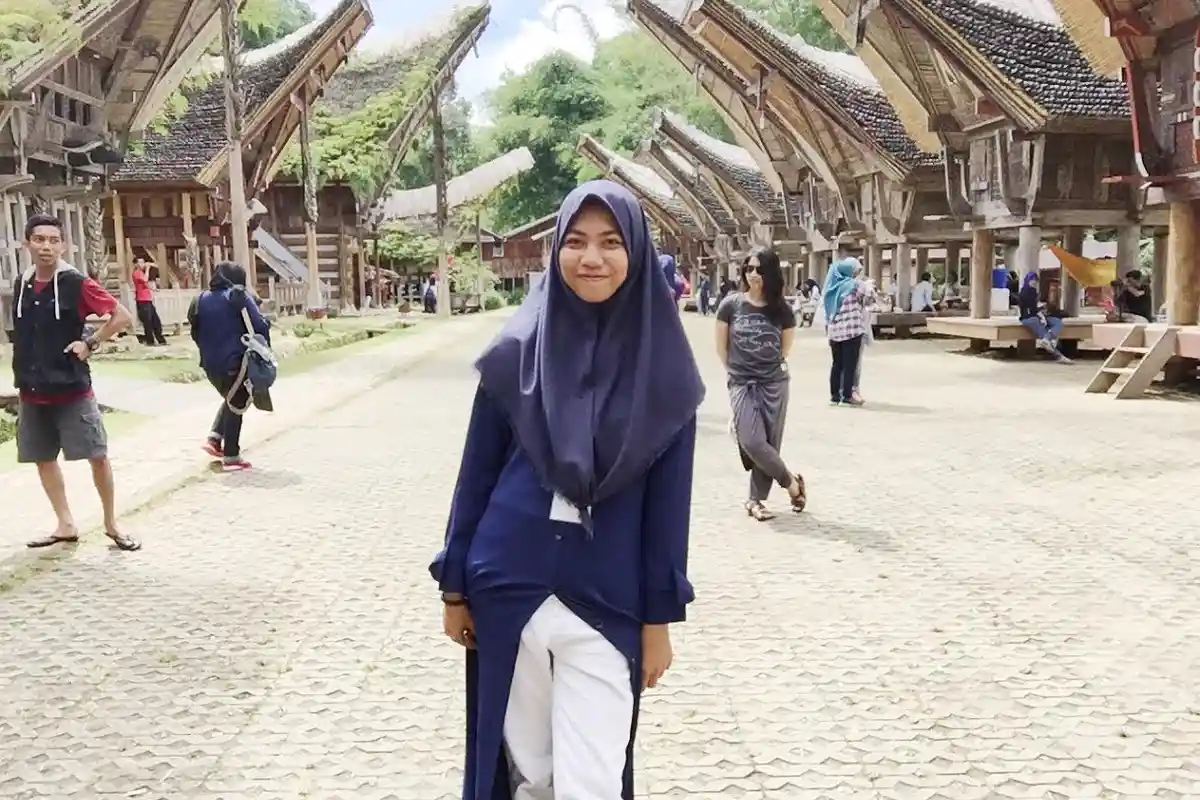 Siswi MAN 2 Model Makassar Ini akan Rayakan Tahun Baru bersama Tetangga