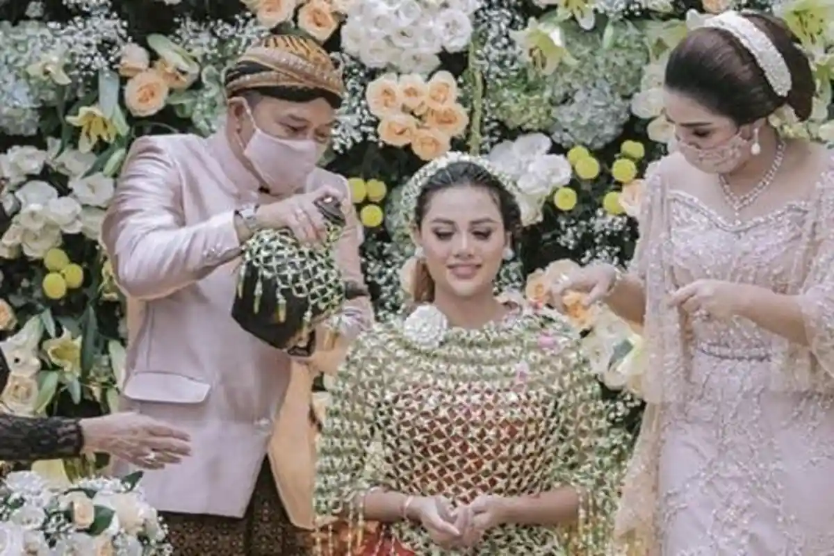 Sempat Ditegur KPI, RCTI Tetap Tayangkan Rangkaian Acara Pernikahan Atta Halilintar dan Aurel