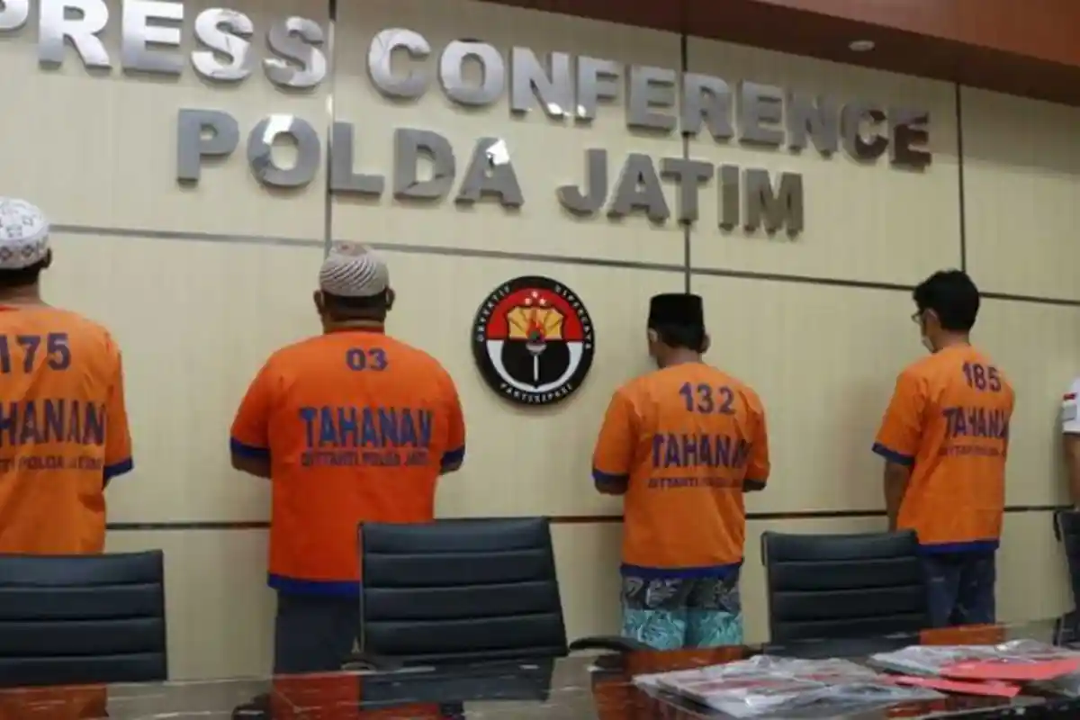 4 Simpatisan FPI Ditangkap Polisi karena Ancam Bunuh Mahfud MD, Sebar Video ke 3 Grup Whatsapp