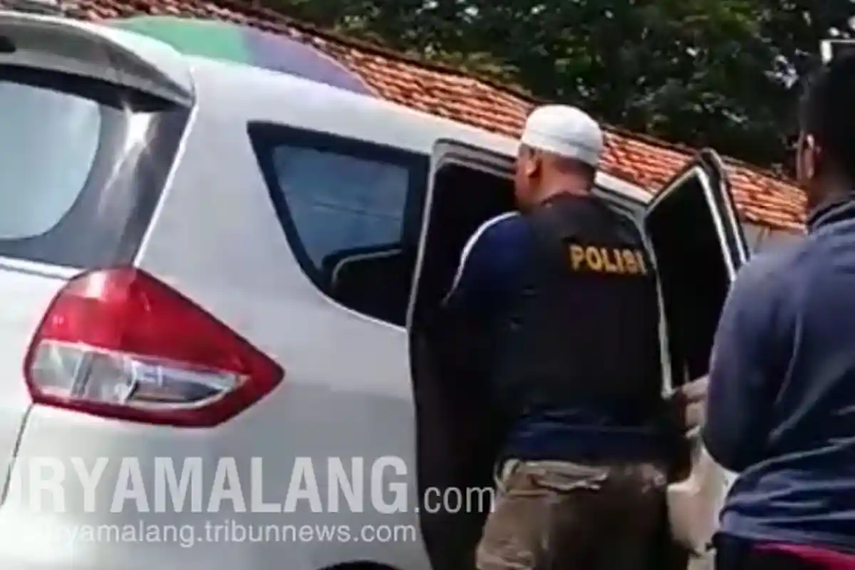 Fakta Penangkapan Bandar Narkoba di Depan Pasar Batu Lenger, Sampang, Ada Polisi Bawa Pistol
