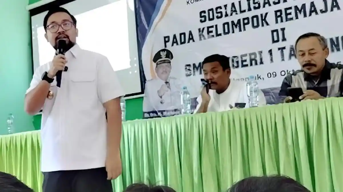 Wabup Nganjuk Ajak Pelajar Perangi HIV/AIDS, Targetkan Three Zero 2030