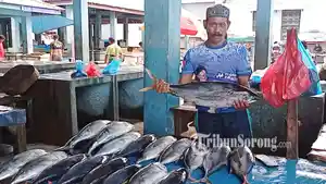 20240306_Ikan-tuna.jpg