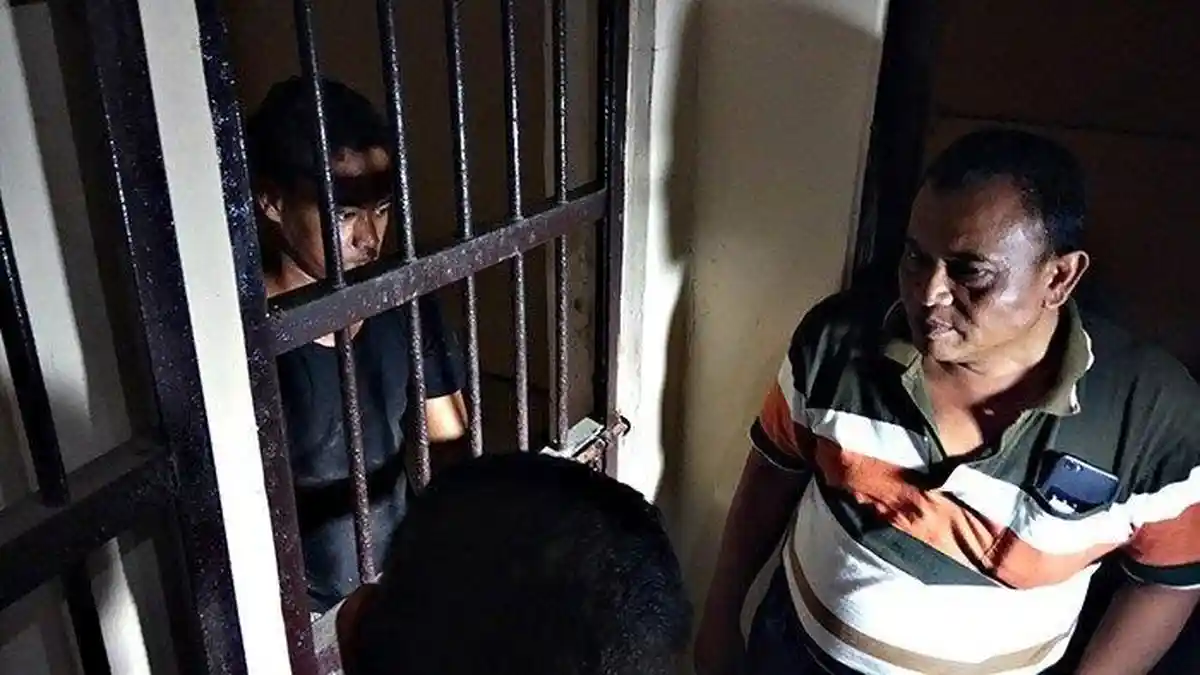 Deretan Fakta Anak Bunuh Ayah Kandung karena Dituding Punya Selingkuhan, Jasad Dicor di Septic Tank