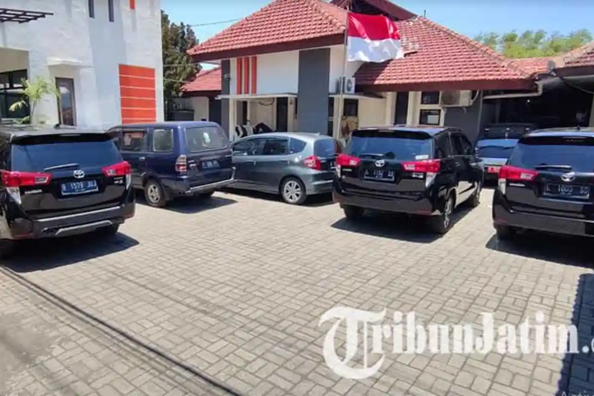 Kantor Dinas Peternakan dan Kesehatan Hewan Kabupaten Probolinggo Digeledah KPK