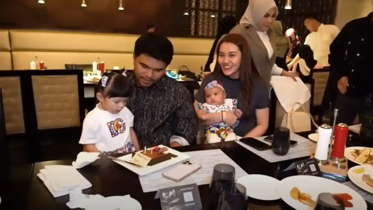 5 Potret Kemesraan Thariq Halilintar dan Aaliyah Massaid, Diduga Akan Menikah Tahun ini