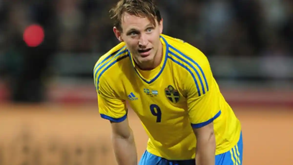 Kim Kallstrom Masuk Incaran Arsene Wenger