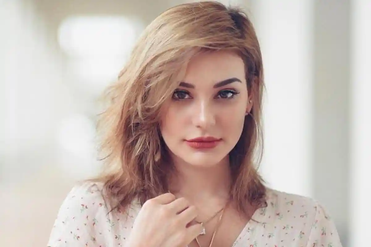 Nora Alexandra Diminta Ceraikan Jerinx SID, Kesal hingga Balas Netizen dengan Komentar Menohok