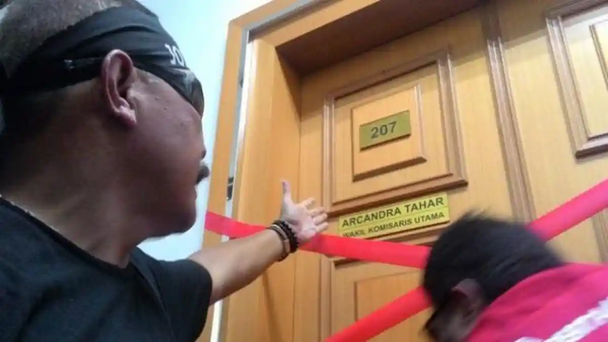 Ruang Kerja Arcandra Tahar Disegel Serikat Pekerja Buntut Pencopotan Dua Pejabat Pertamina