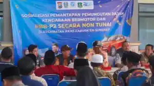 Satlantas-Polres-Sumenep-bersama-instansi-terkait-menggelar-sosialisasi-pembayaran-PKB.jpg
