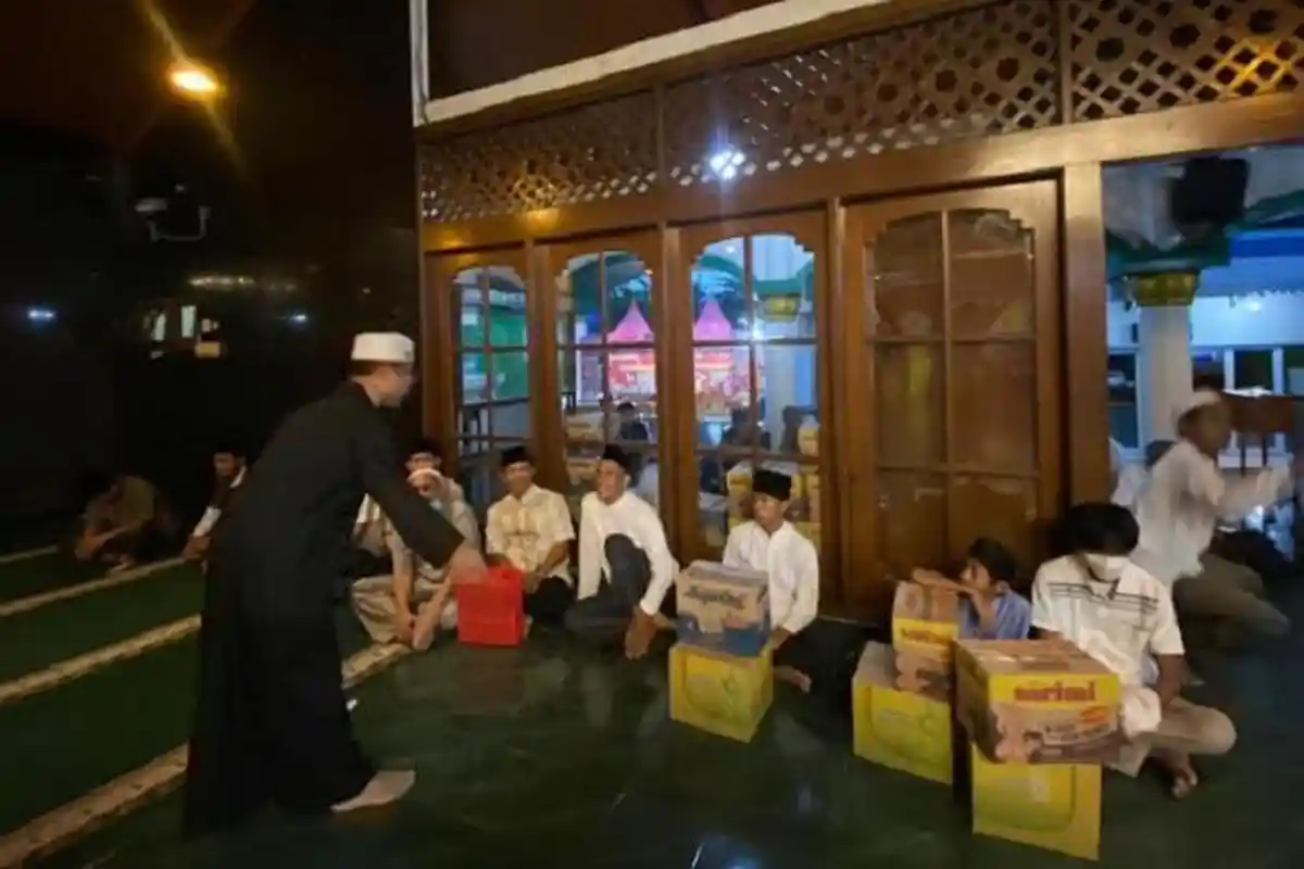 PT Indofood CBP Sukses Makmur Tbk Gelar Buka Bersama dan Iktikaf, Usaha Makmurkan Masjid Pabrik