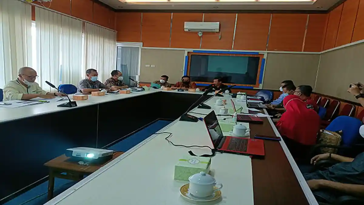 Upaya Tingkatkan Pendapatan Asli Daerah, DPRD Kabupaten Sambas Dukung Pembentukan Perumda