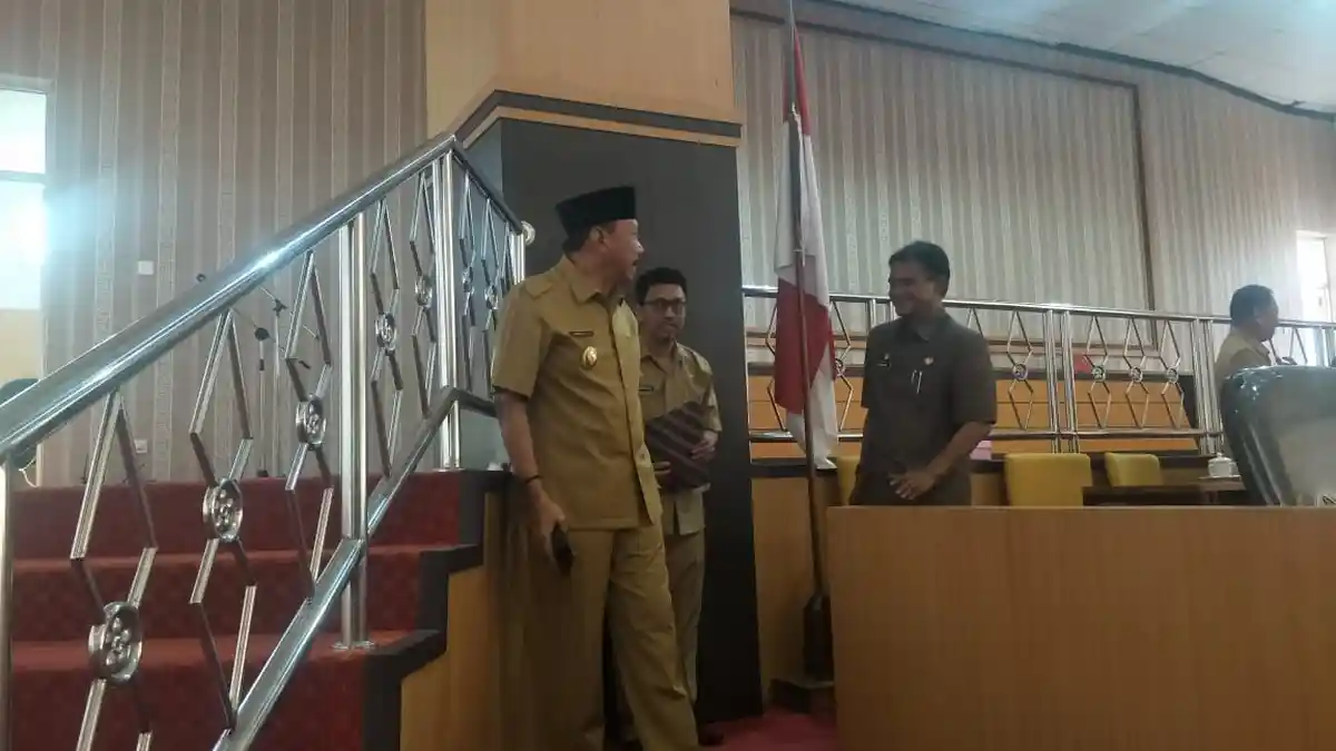 Bahas APBD Bone 2020, Wabup Bone: Jika Ada Wakili Kepala OPD, Suruh Pulang Saja