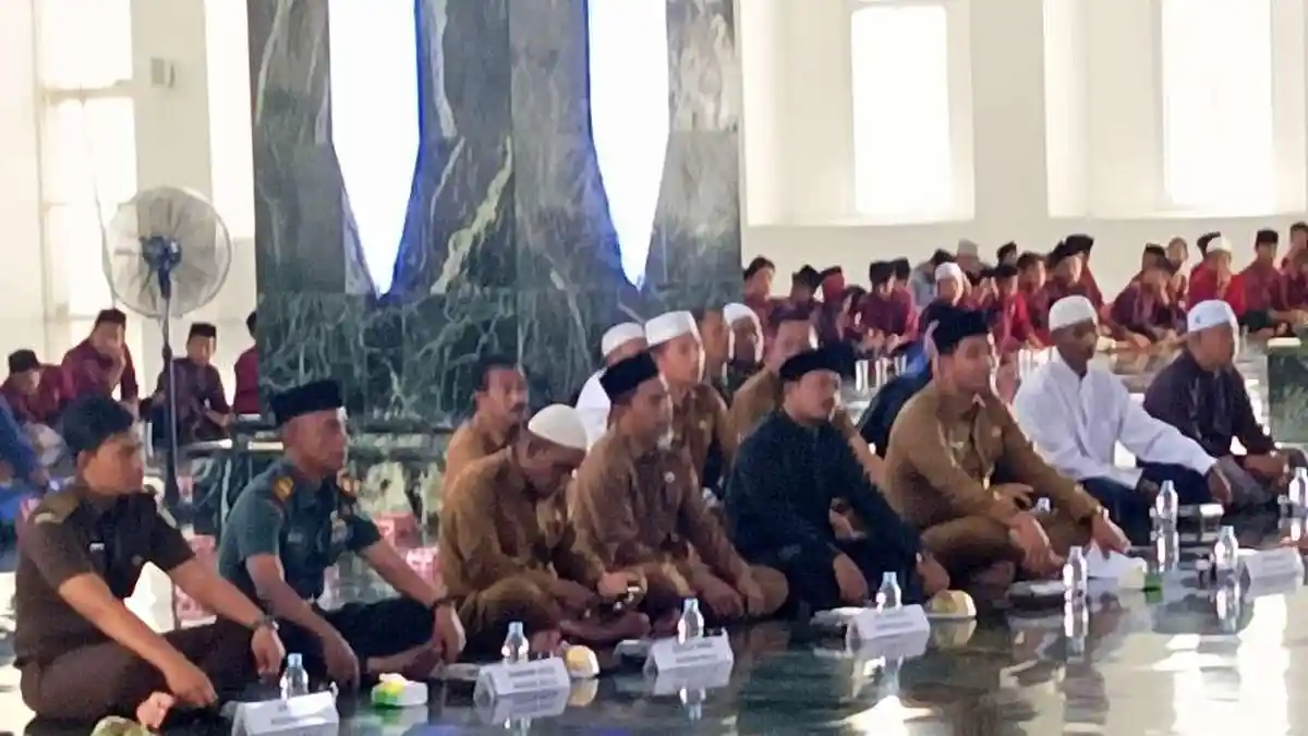 Pemkab Nagan Raya Gelar Syukuran HUT RI dengan Doa dan Tausiah di Masjid Giok