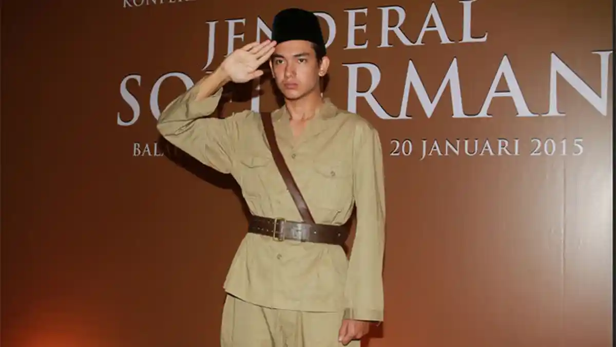 Latihan Fisik Bareng Kopassus, Adipati Dolken Kebagian Jaga Barak