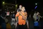 Evakuasi Korban KM Mutiara Santosa I di Tanjung Perak