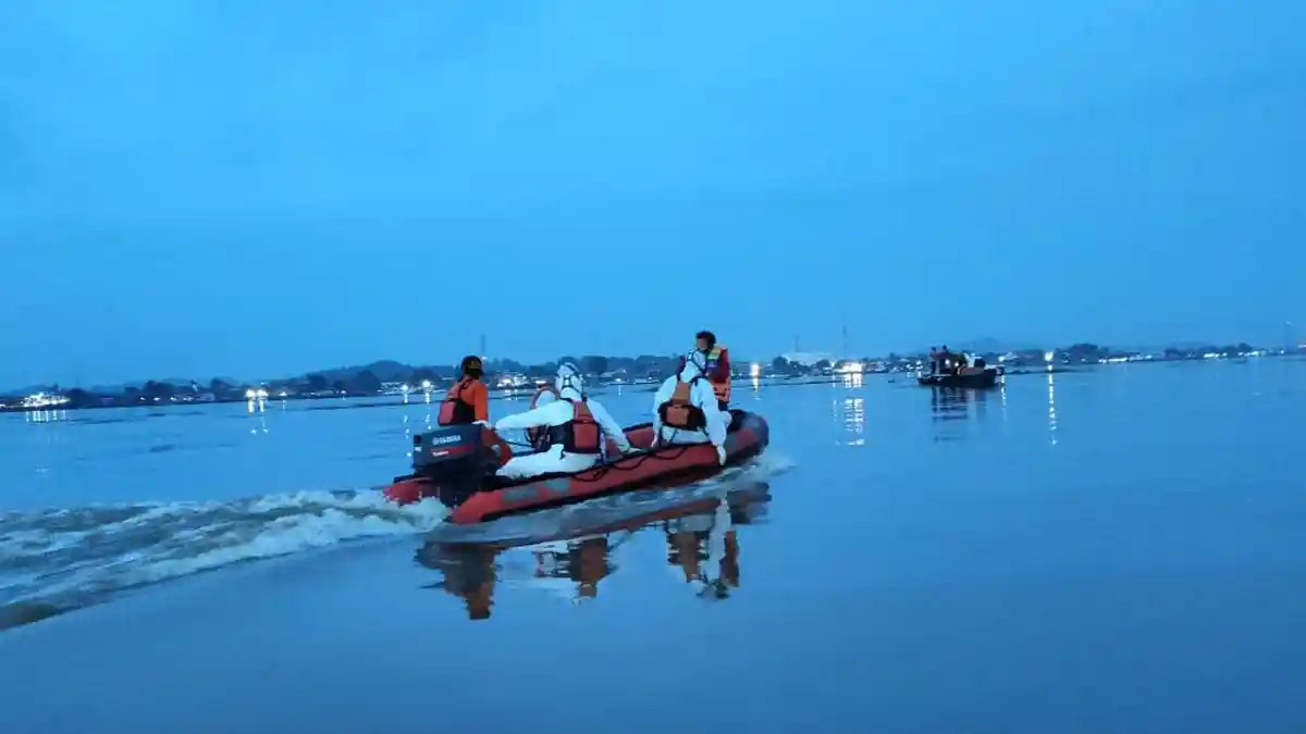 Pencarian Motoris yang Hilang, Tim SAR Peroleh Informasi Jasad Mengapung di Selili Samarinda