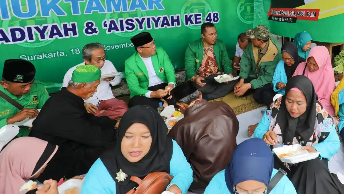 Pesan dan Harapan Mardiono PPP di Acara Muktamar ke-48 Muhammadiyah dan Aisyiyah