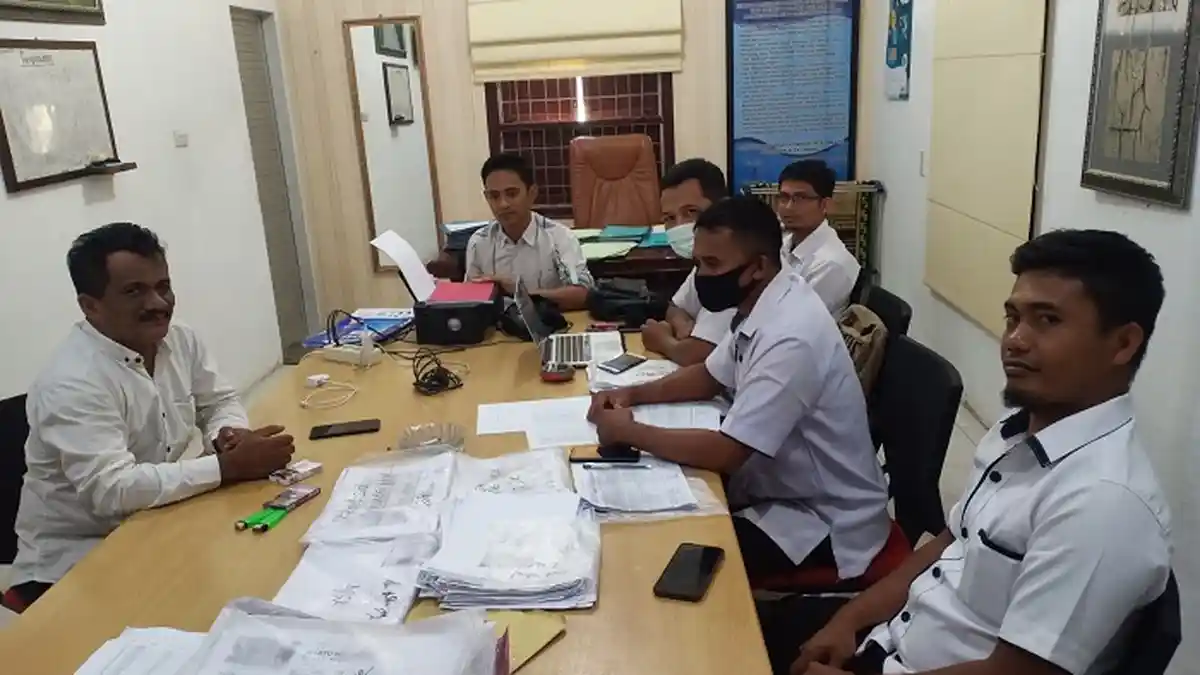 PDAM Putus Sambungan Ratusan Pelanggan