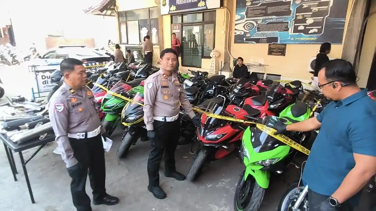 Resahkan Warga, Polresta Denpasar Bali Sita 78 Motor dan 25 Knalpot ...