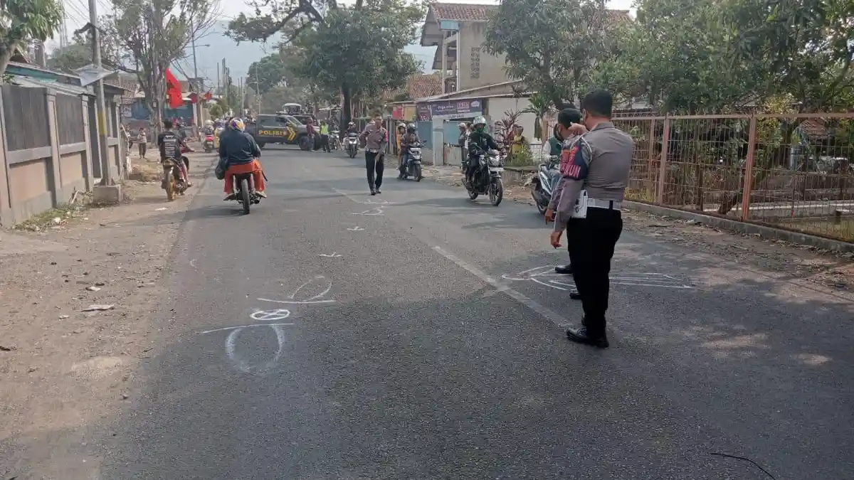 Kecelakaan Maut di Jalan Raya Pangalengan, Tabrakan Motor vs Motor, Satu Orang Tewas
