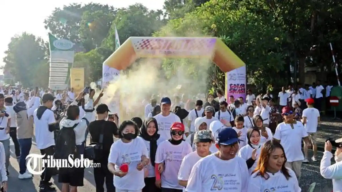 Serunya Fun Walk Lorin Solo Hotel Diserbu Peserta, Ada Banyak Hadiah, 1 Motor Matic Jadi Grand Prize