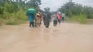 Banjir-luapan-Kali-Lamong-di-wilayah-Kecamatan-Balongpanggang.jpg