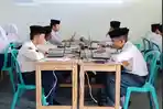 Siswa-SMP-Tarbiyatul-Fallah-Kota-Blitar-sedang-mengikuti.jpg