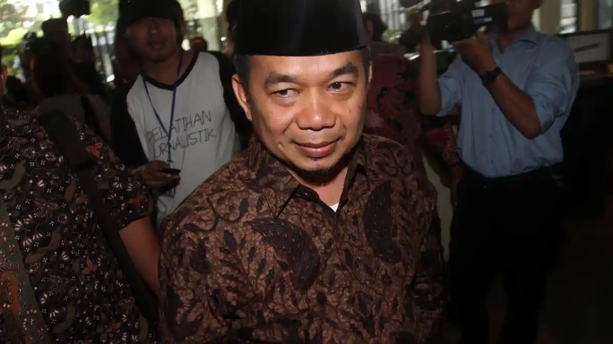 Digarap Penyidik KPK Empat Jam, Jazuli Juwaini Tutup Mulut