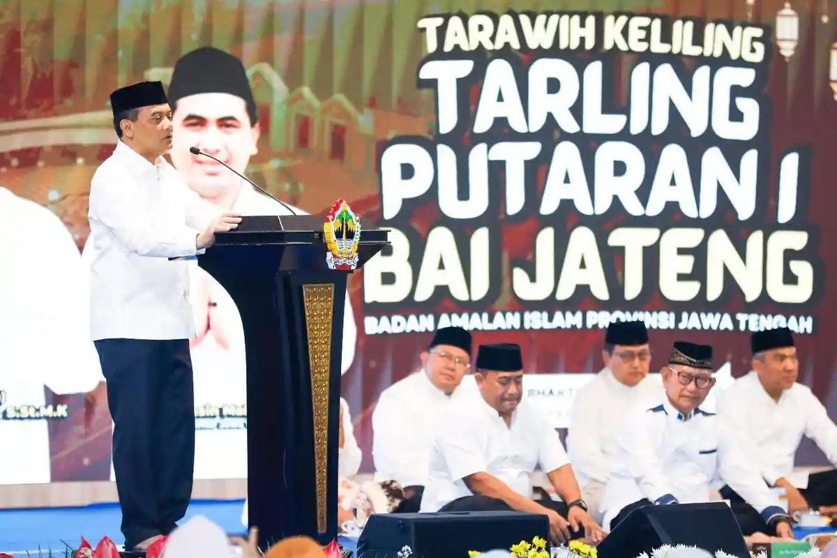 Ahmad Luthfi Minta ASN Jateng Tidak Kendor Layani Masyarakat saat Ramadan
