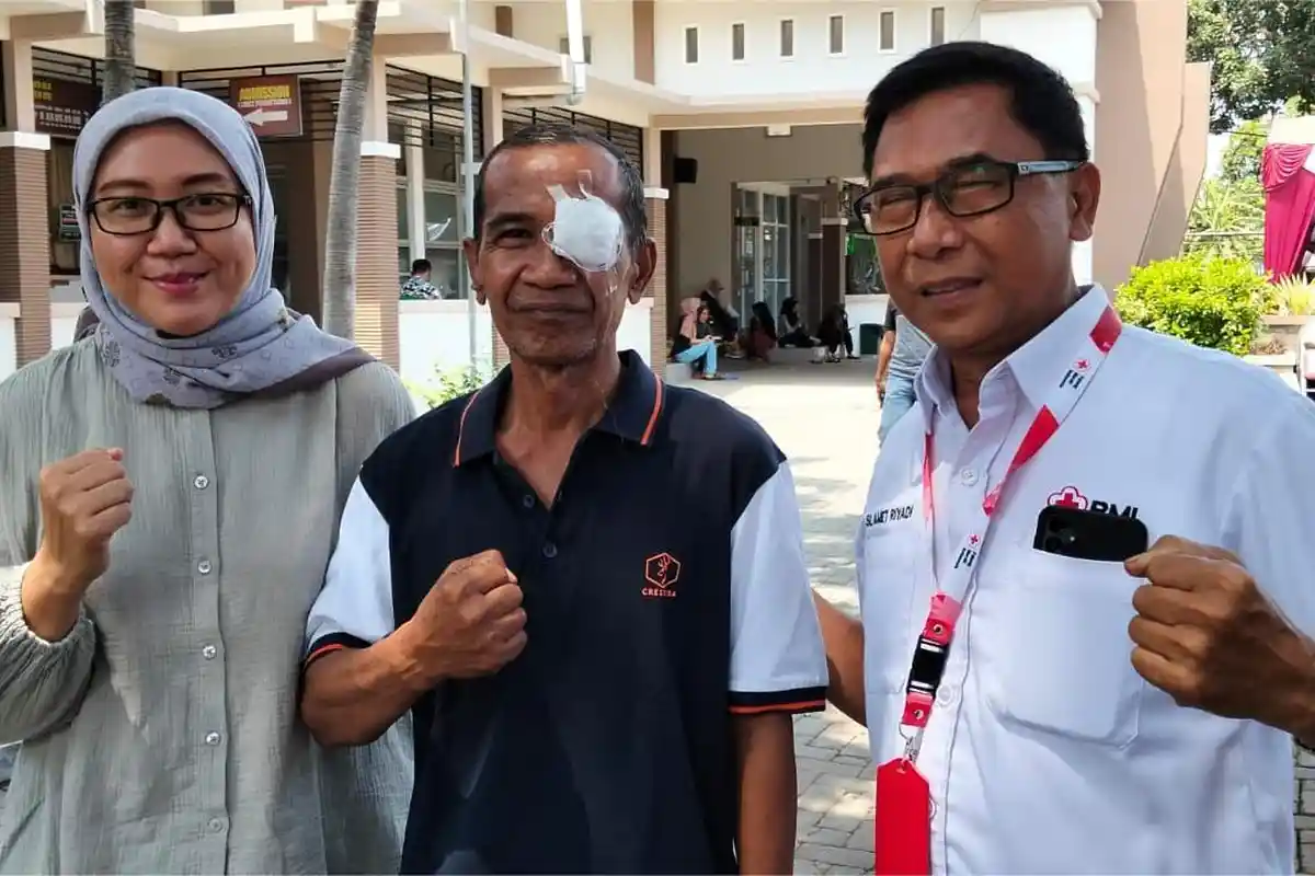 J99 Foundation Ambil Bagian dalam Pelayanan Kesehatan Mata Gratis untuk Ribuan Orang di Probolinggo