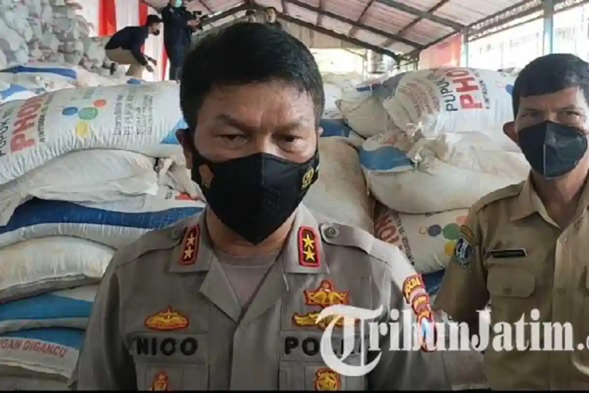 Kapolda Jatim Sampaikan Belasungkawa kepada Korban Kecelakaan Maut Bus di Tol Sumo