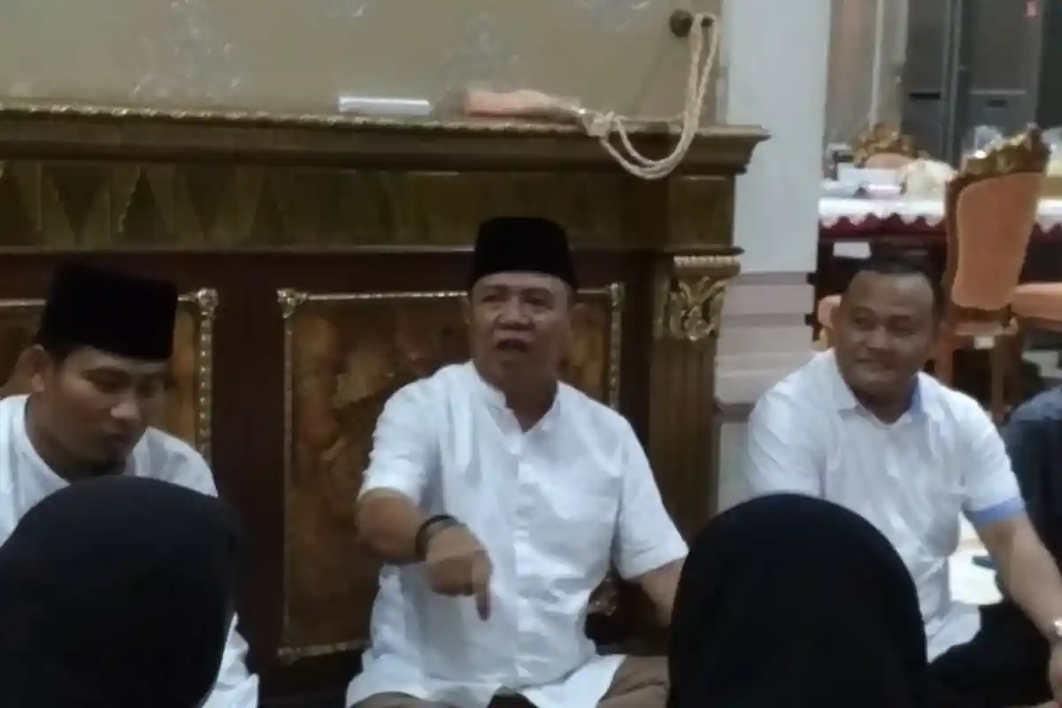 Mantan Ketua DPW PAN Tak Hadiri Pelantikan Penggantinya, Tulis Status di Facebook Mengharukan