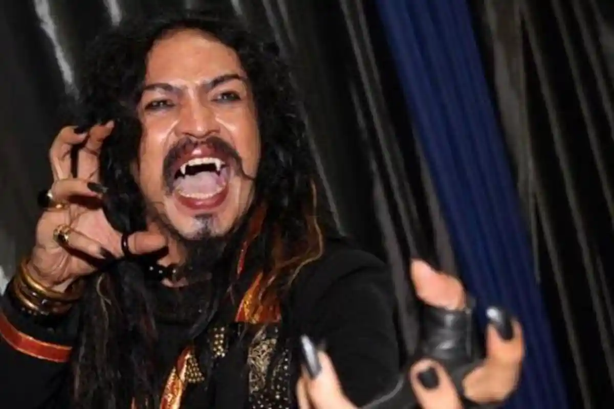 Master Limbad, Rela Lepas Status PNS Demi Karir Jadi Pesulat