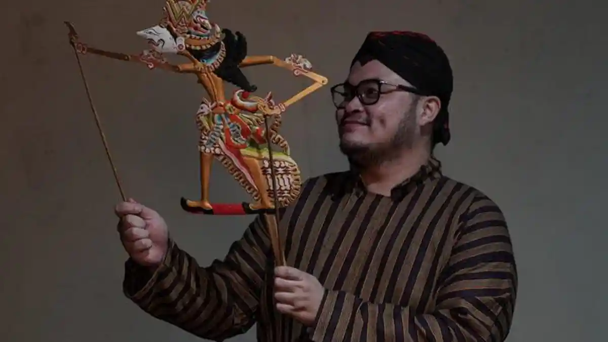 Pertama Kali, Pagelaran Wayang Kulit Bawakan Cerita dalam Babad Kadhiri secara Utuh