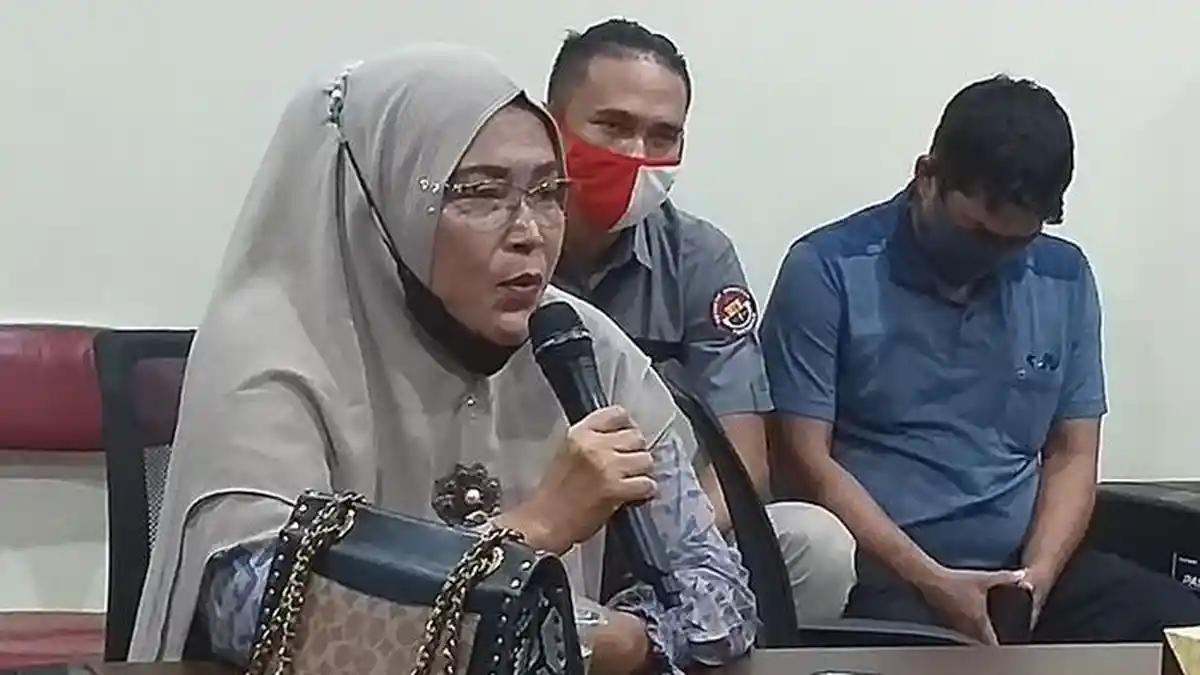 KRONOLOGI Pengusaha Konfeksi Bandung Klaim Batik Riau, Mantan Guru Juga Dipolisikan dan Diperas