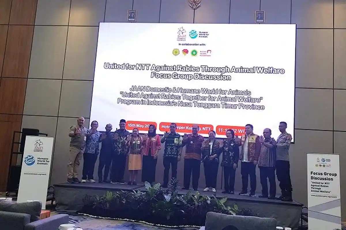 Gubernur NTT Melki Laka Lena Sebut Rabies Bisa Rusak Reputasi Suatu Wilayah 