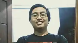 Pengamat-Persebaya-Surabaya-Kukuh-Ismoyo-menilai-sosok-Bernando-Tavares.jpg