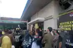 Demo-pedagang-Pasar-Baru-di-lantai-8.jpg