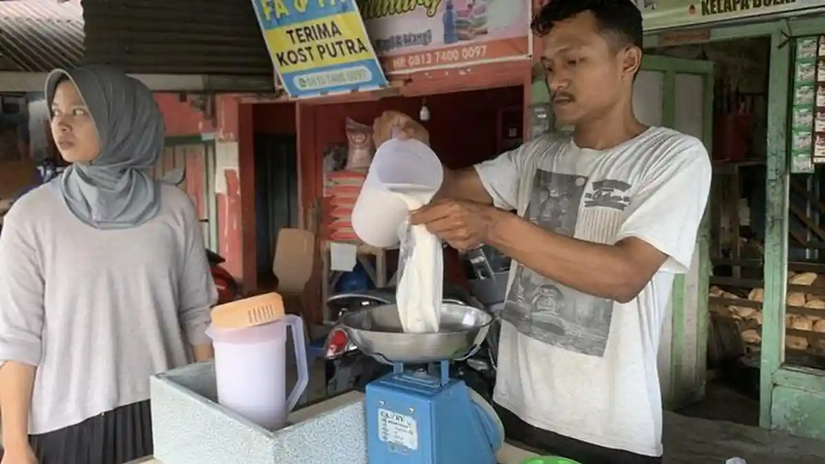 POPULER PADANG: Permintaan Tinggi Meski Harga Kelapa Meroket dan 21 Kecelakaan Momen Libur Lebaran