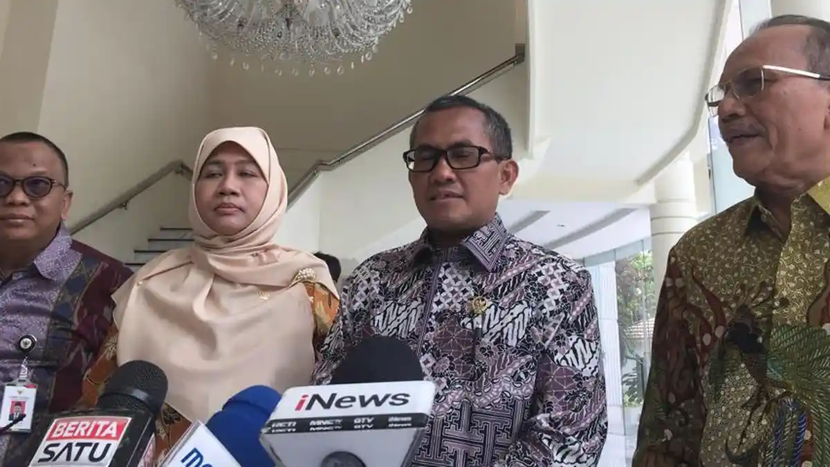 KY Minta Masyarakat Laporkan Kejanggalan Putusan PK Koruptor