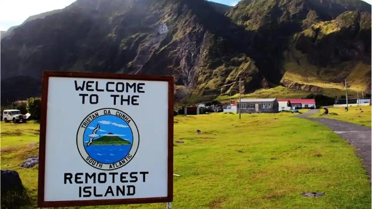 5 Tempat Paling Terisolasi di Dunia, Tristan da Cunha hingga Socotra