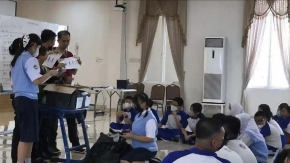 Ajarkan Demokrasi Sejak Dini, KPU Asahan Beri Penyuluhan Saat Pemilihan Ketua OSIS di Sekolah