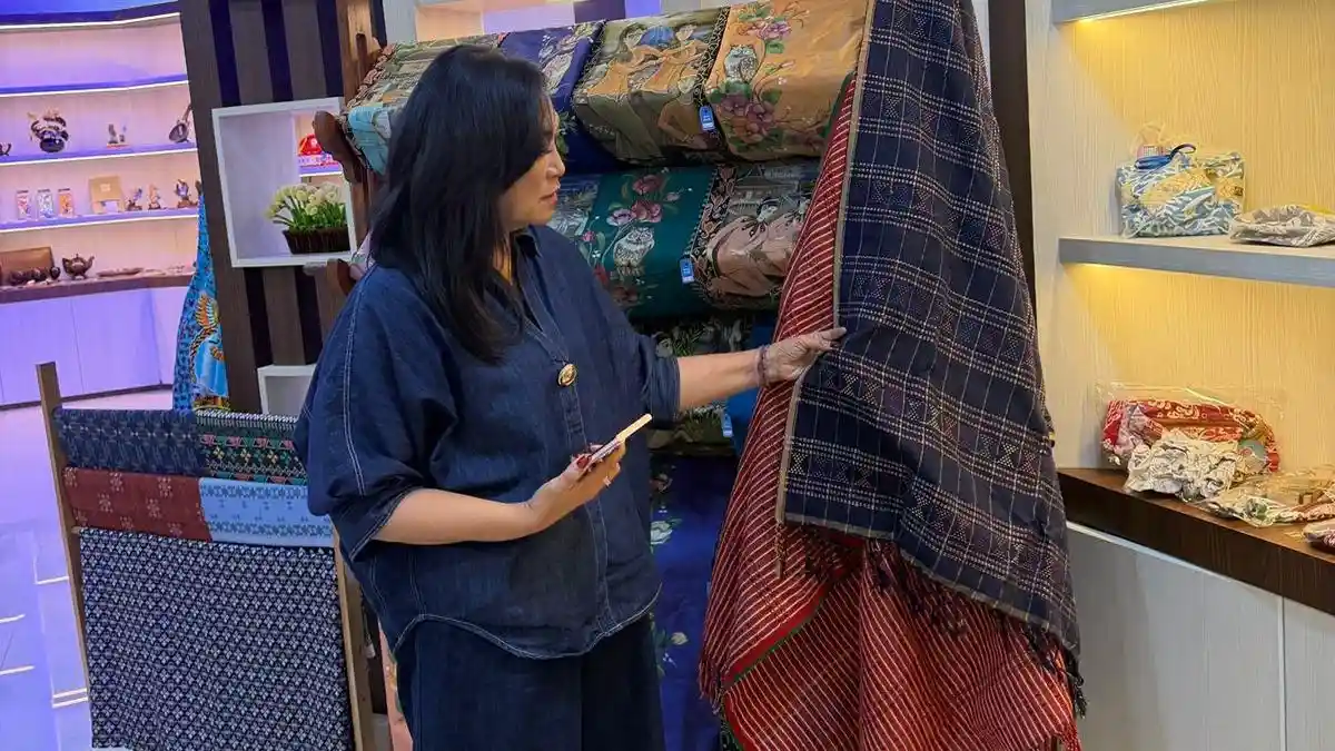 Galeri Dekranas Sulut Dibuka 22 April 2026, Anik Yulius Selvanus Ajak Warga Berbelanja Produk Lokal
