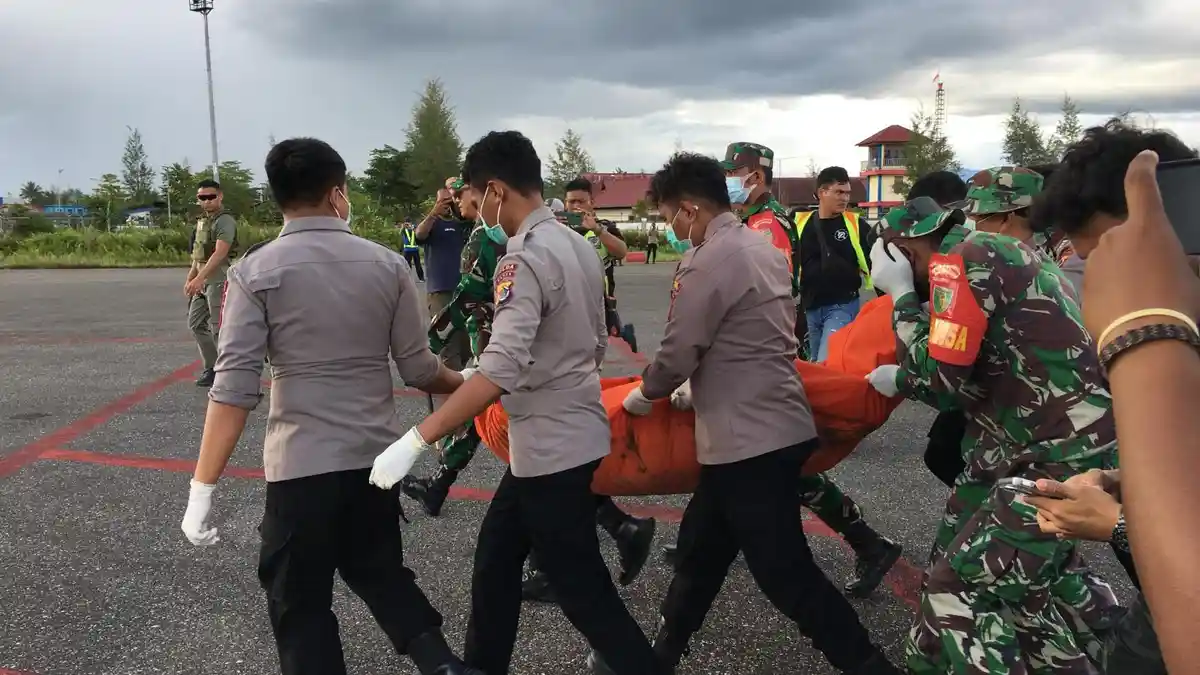 Jenazah Pendulang Emas yang Dibunuh KKB Papua Divisum di RSUD Dekai Yahukimo