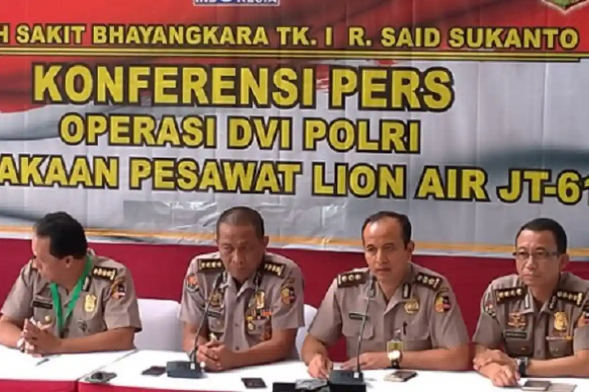 Daftar 27 Identitas Korban Pesawat Lion Air JT 610 yang Berhasil Diungkap Tim DVI Mabes Polri