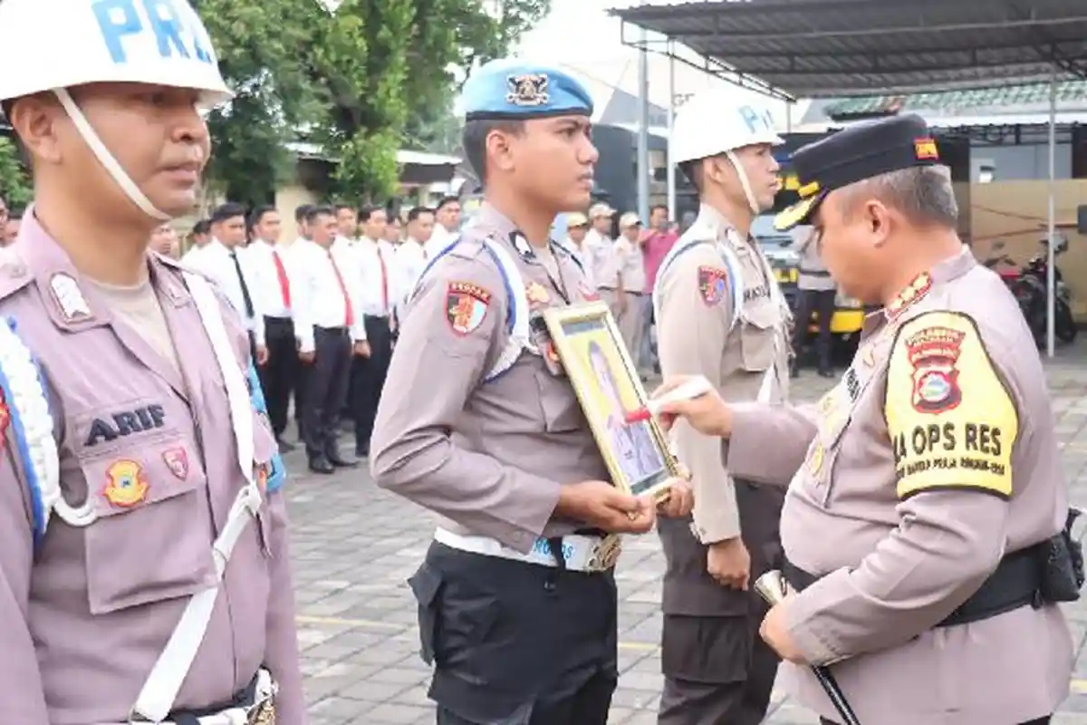 Terlibat Kasus Narkoba, Satu Personil Polresta Matarm Diberhentikan Tidak Terhormat